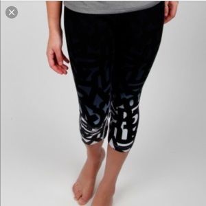 Brand new Nike 3/4 leggings
